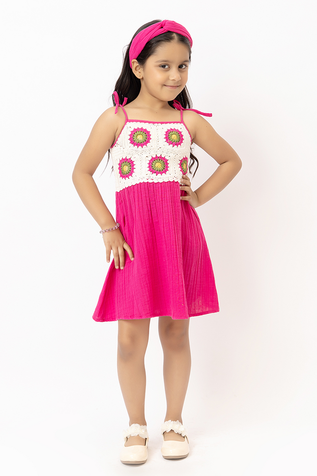 Sunbeam Twirl Pink – Double Gauze Cotton Crochet Panel Dress