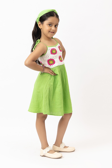 Sunbeam Twirl Lime – Double Gauze Cotton Crochet Panel Dress