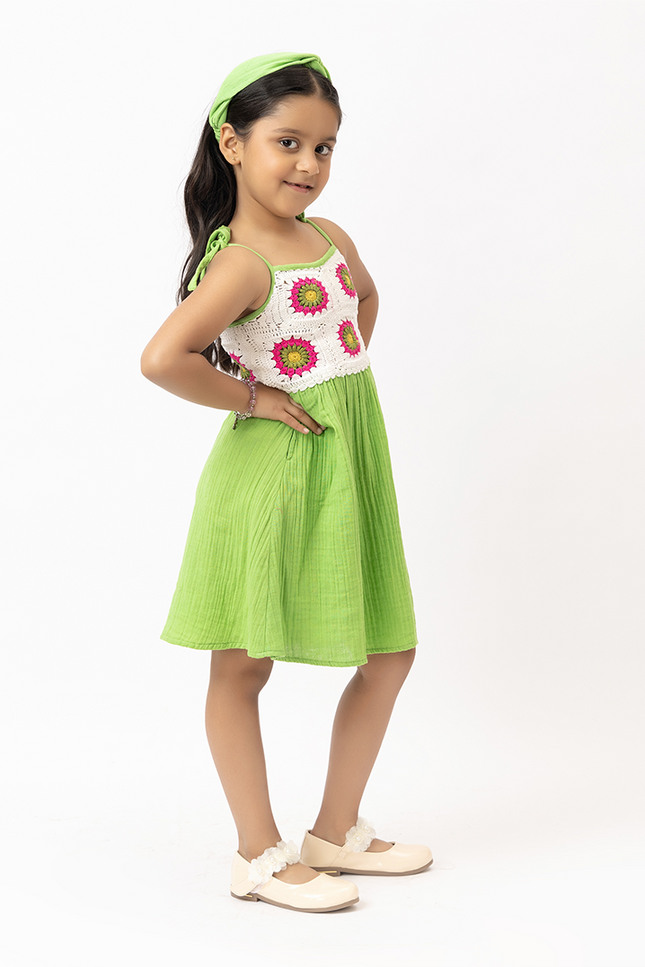 Sunbeam Twirl Lime – Double Gauze Cotton Crochet Panel Dress