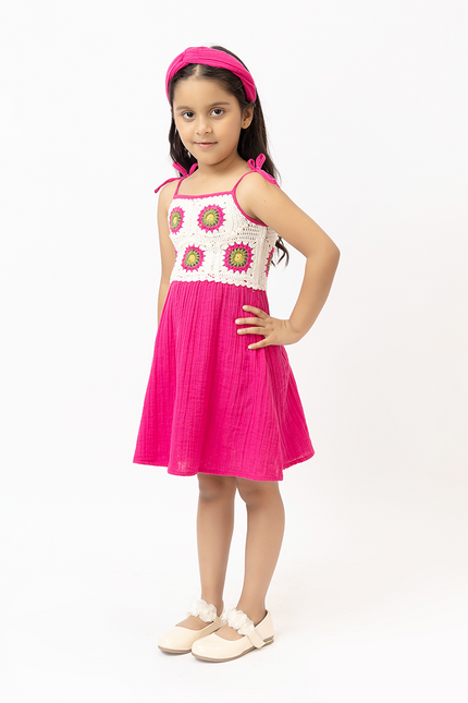 Sunbeam Twirl Pink – Double Gauze Cotton Crochet Panel Dress